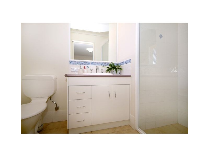 16 Stratford Drive, Wyreema QLD 4352