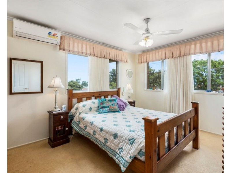 14 Richmond Drive, Wilsonton QLD 4350