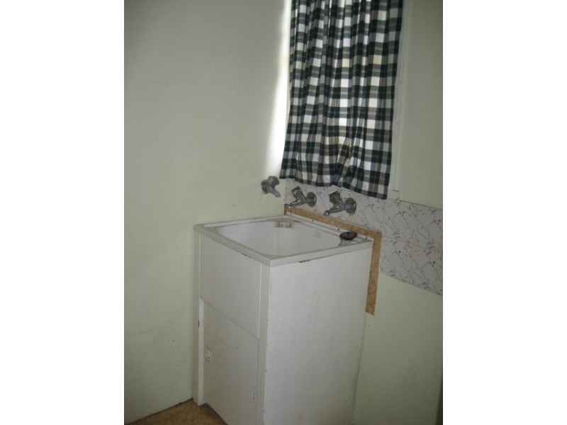 7 Derwak Street, Harristown QLD 4350