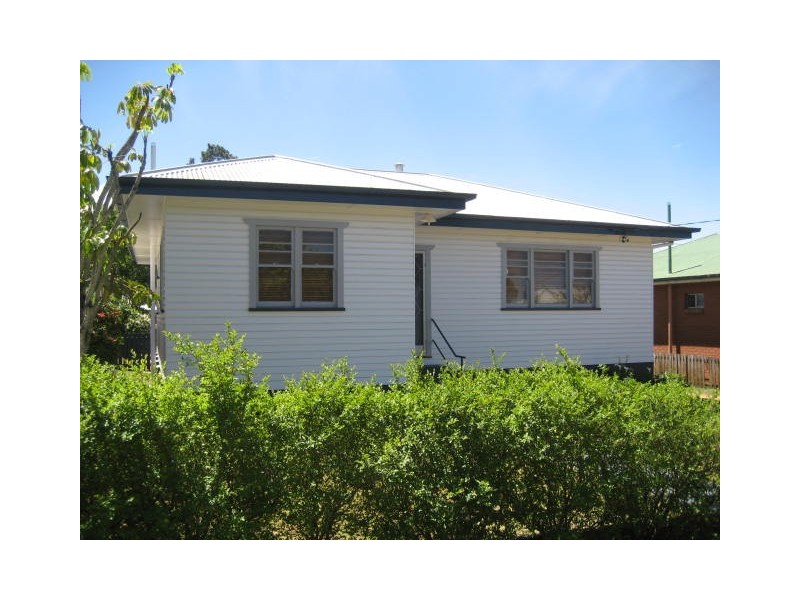 7 Derwak Street, Harristown QLD 4350