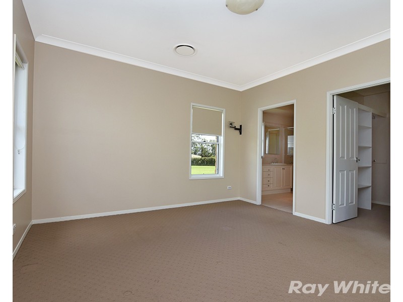 18 Bass Street, Cabarlah QLD 4352