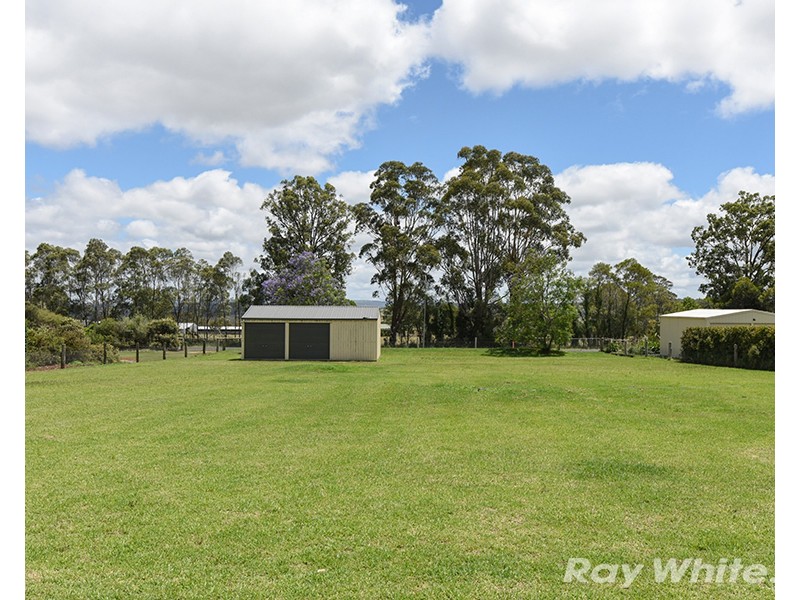 18 Bass Street, Cabarlah QLD 4352
