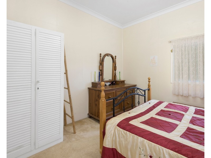 17 Webb Street, Rangeville QLD 4350