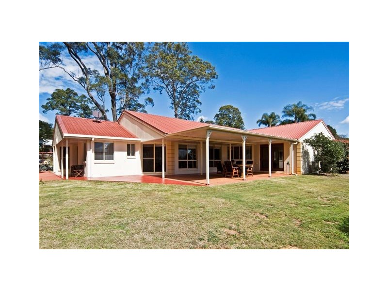 10 Griinke Drive, Middle Ridge QLD 4350