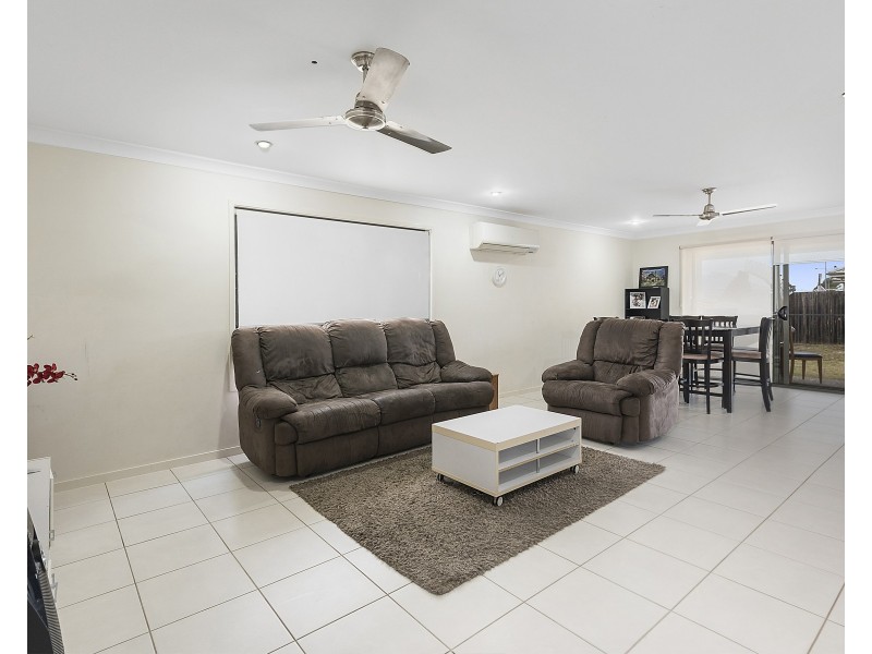 37 Murray Street, Oakey QLD 4401