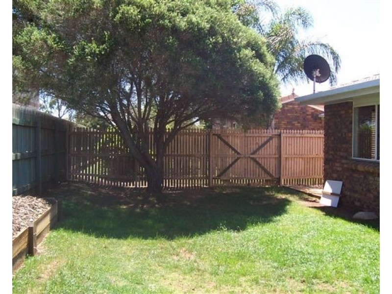 4/4-6 Crosby Street, Darling Heights QLD 4350