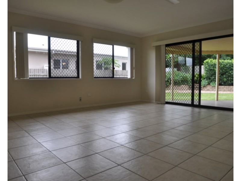 10 McClymont Drive, Rangeville QLD 4350