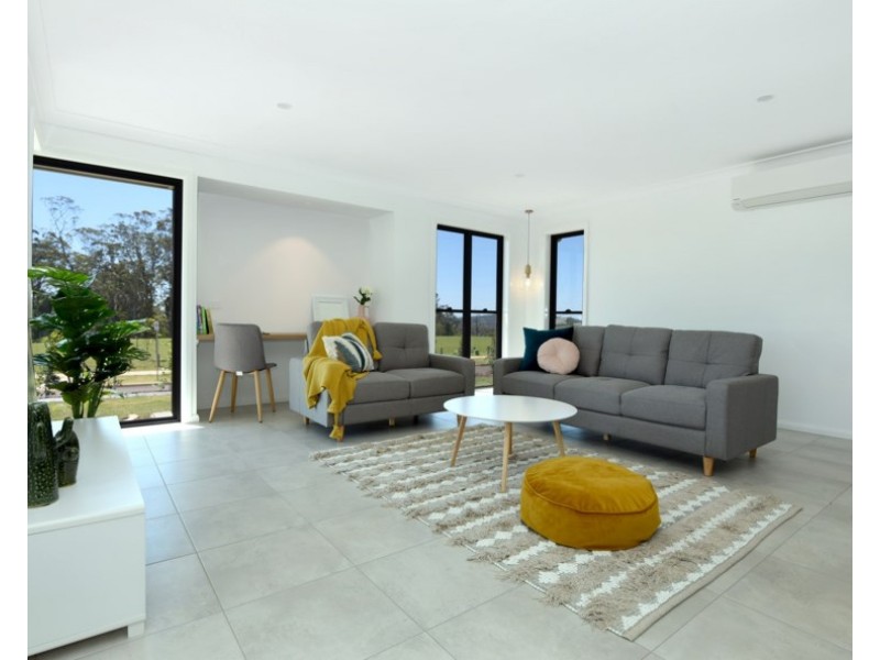 28 Graves Drive, Kearneys Spring QLD 4350