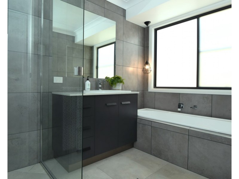 28 Graves Drive, Kearneys Spring QLD 4350