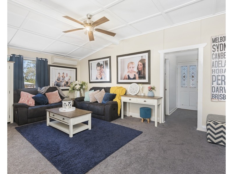 5 Makepeace Street, Rockville QLD 4350