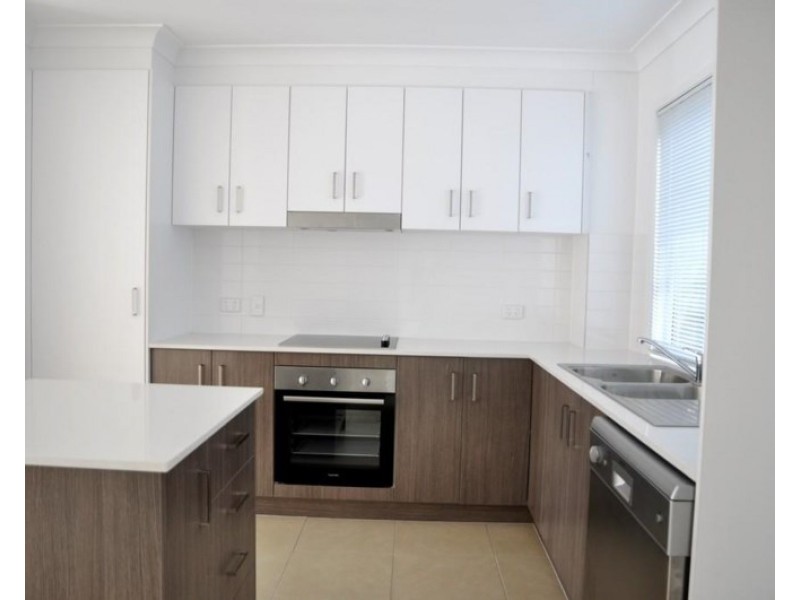 6/227 Nelson Street, Kearneys Spring QLD 4350