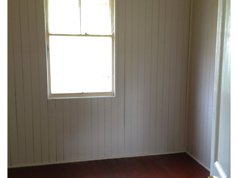 9 Inter Street, North Toowoomba QLD 4350