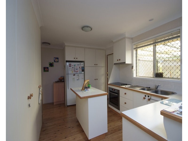 83 Drayton Road, Harristown QLD 4350