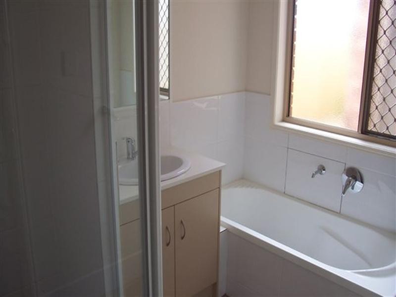 676 Greenwattle Street, Glenvale QLD 4350