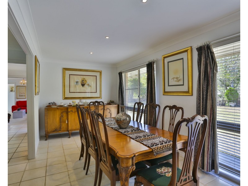 8 Dippel Street, Middle Ridge QLD 4350