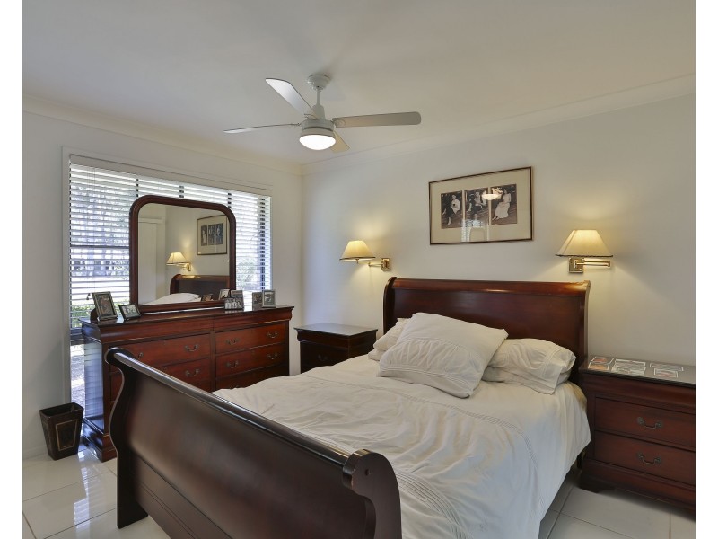 8 Dippel Street, Middle Ridge QLD 4350