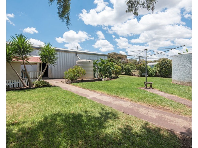 22 Gowrie Street, Kingsthorpe QLD 4400