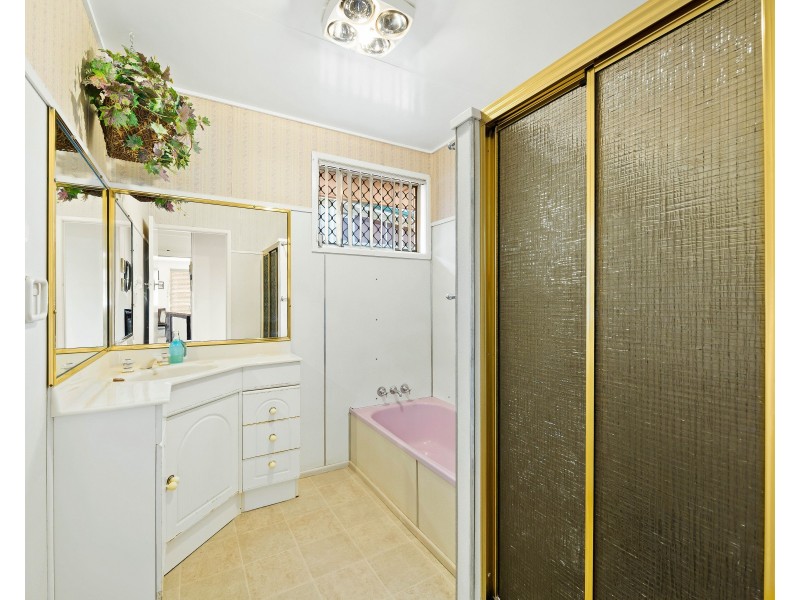 69 O’Quinn Street, Harristown QLD 4350