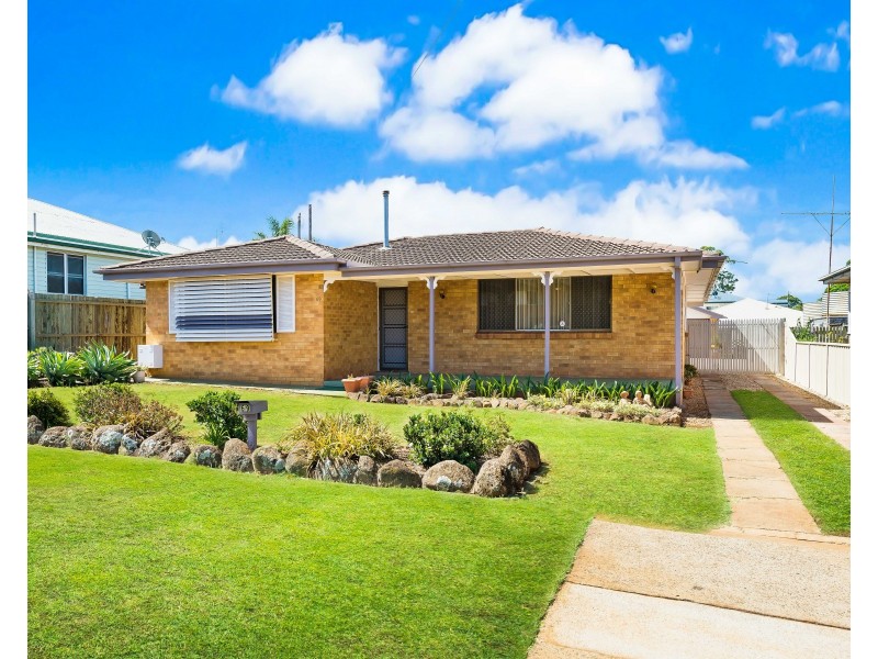 69 O’Quinn Street, Harristown QLD 4350