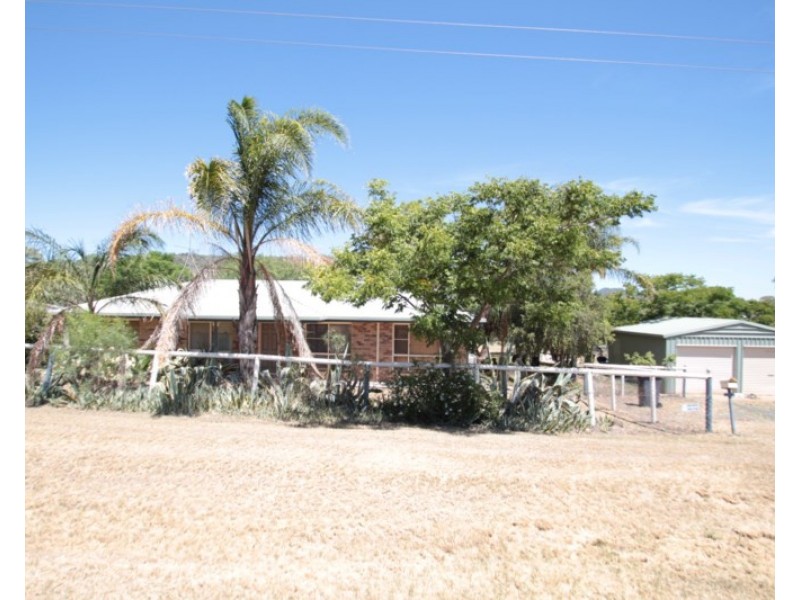 42 Kingsthorpe-Glencoe Road, Kingsthorpe QLD 4400