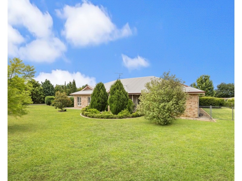 7 McLachlan Drive, Highfields QLD 4352