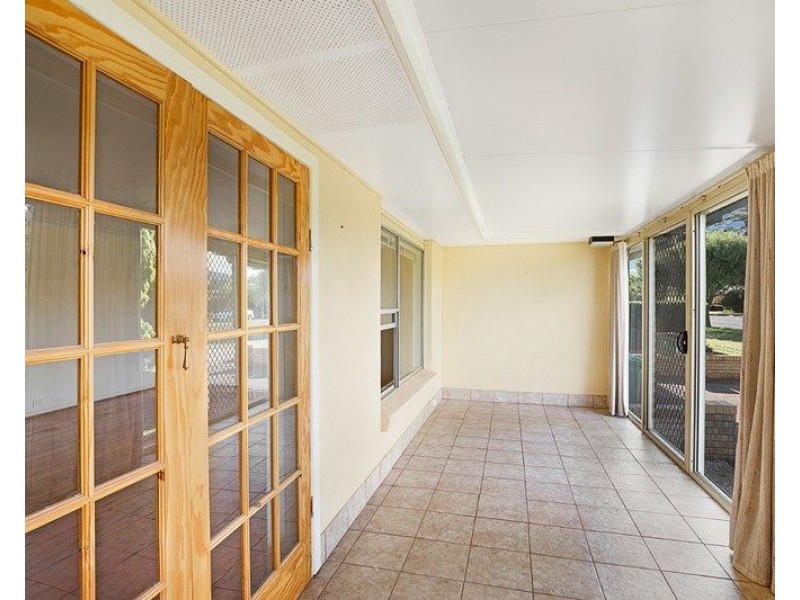 7 Homestead Avenue, Harristown QLD 4350