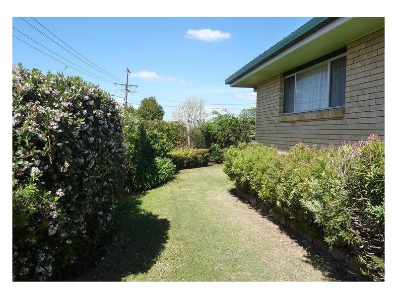 7 Homestead Avenue, Harristown QLD 4350