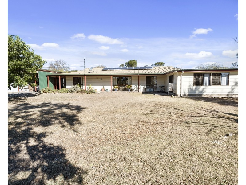 16 Kingsthorpe-Glencoe Road, Kingsthorpe QLD 4400
