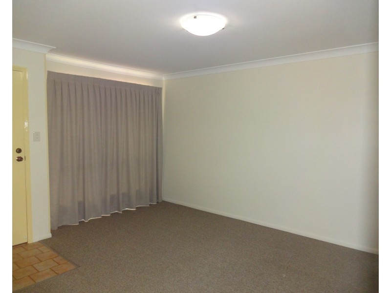 5/299 James Street, Newtown QLD 4350