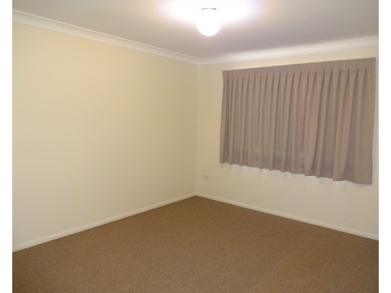 5/299 James Street, Newtown QLD 4350