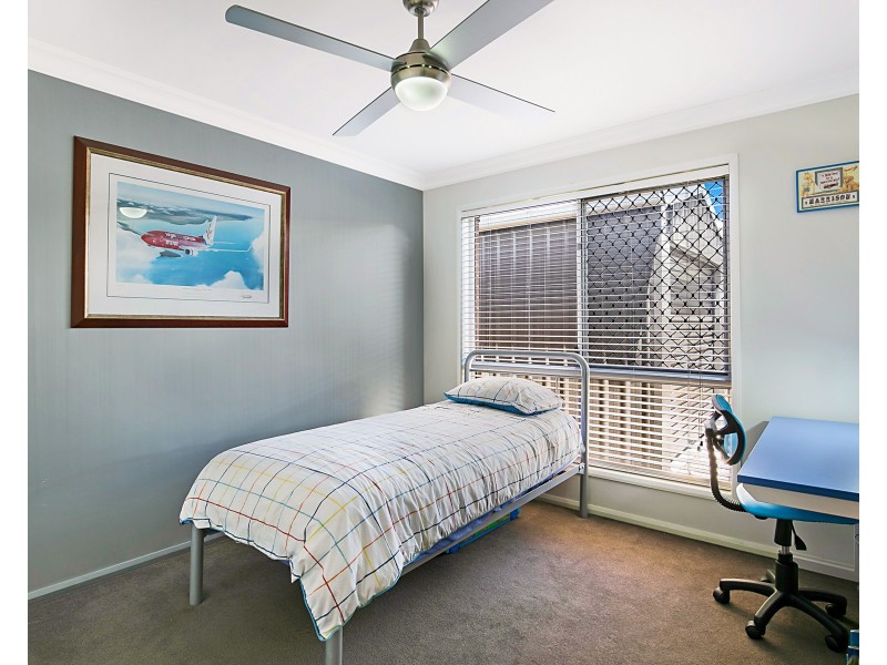 322 Ramsay Street, Middle Ridge QLD 4350