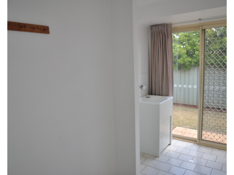 8 Pixie Drive, Kearneys Spring QLD 4350