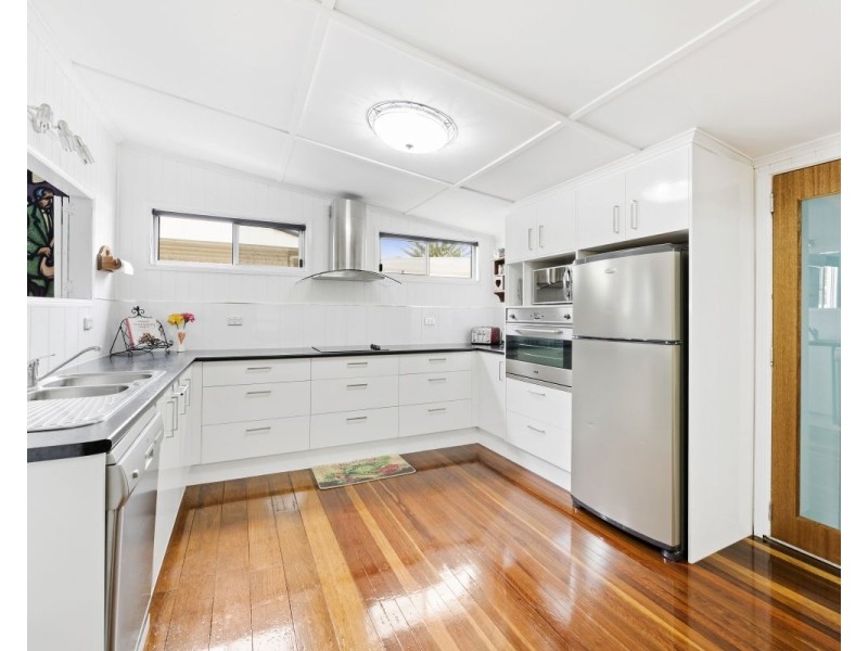 14 Beirne Street, South Toowoomba QLD 4350