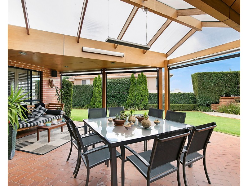 16 Glen Eagles Drive, Middle Ridge QLD 4350