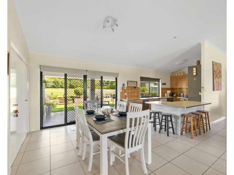 6 Schulz Street, Highfields QLD 4352