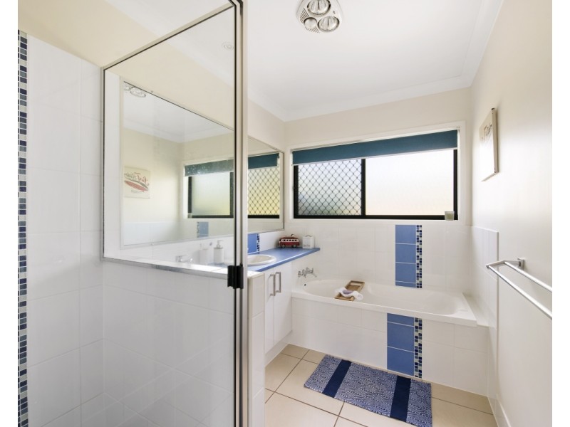 6 Schulz Street, Highfields QLD 4352