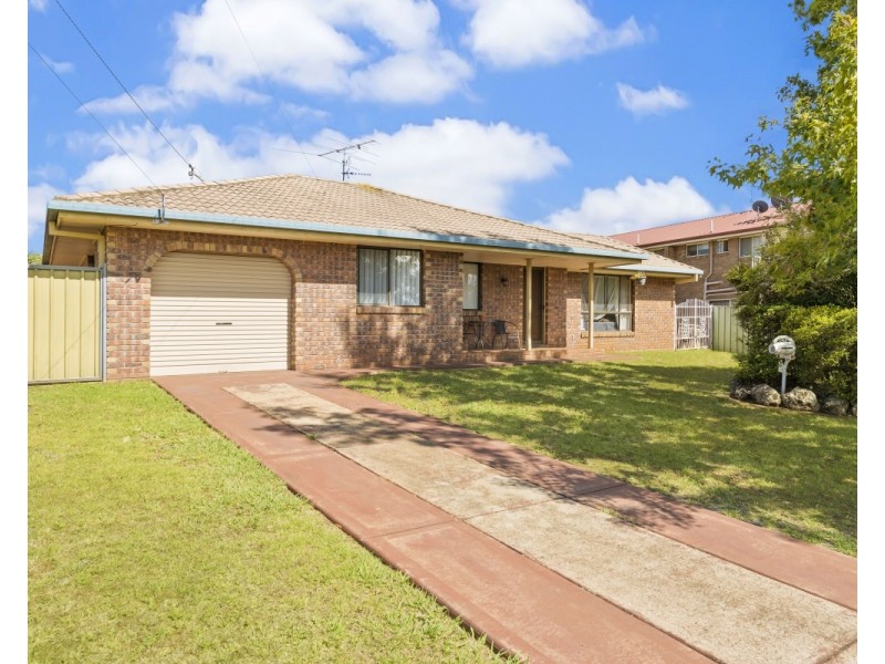3 Kuhn Street, Kearneys Spring QLD 4350