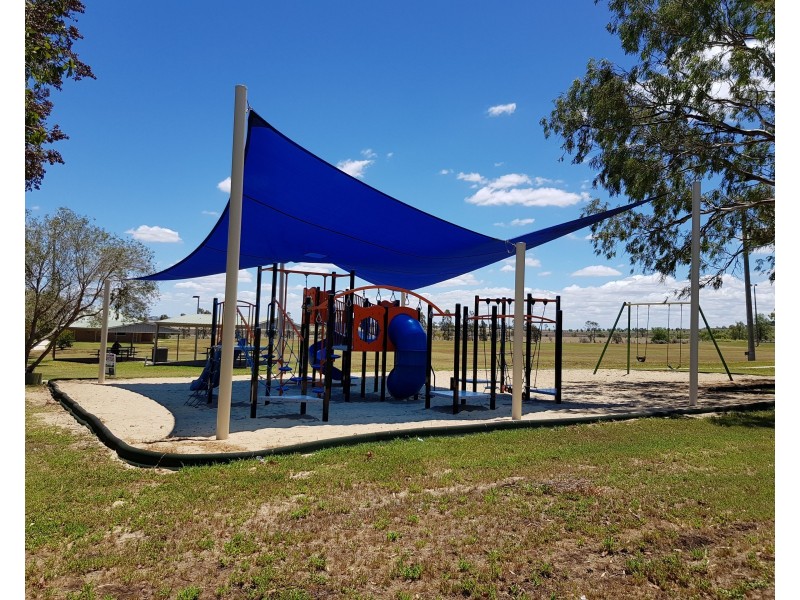 24 King Street, Kingsthorpe QLD 4400