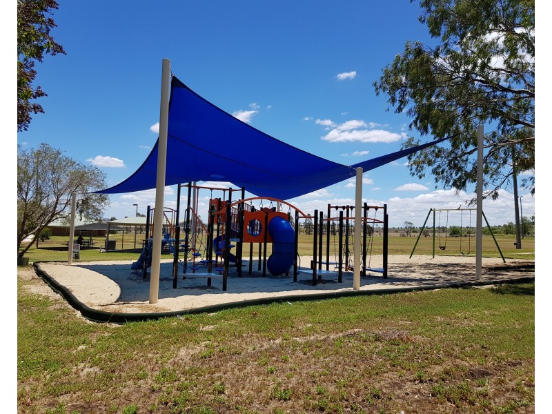 24 King Street, Kingsthorpe QLD 4400