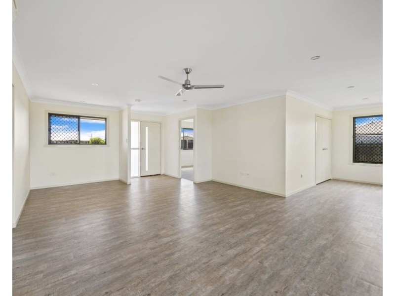 25 Murton Street, Nobby QLD 4360