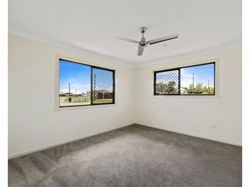 25 Murton Street, Nobby QLD 4360