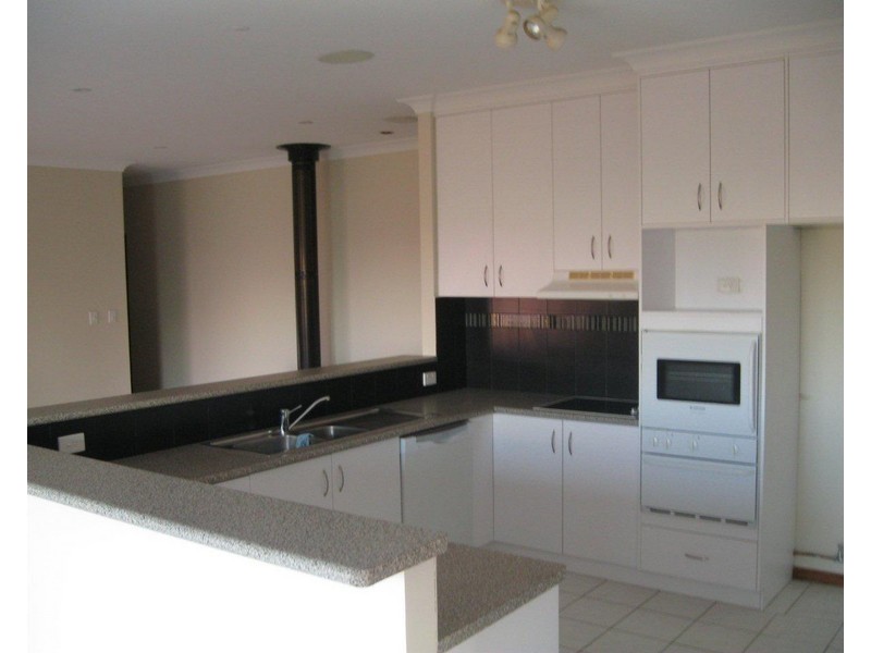 54 Bouganvillea Drive, Middle Ridge QLD 4350