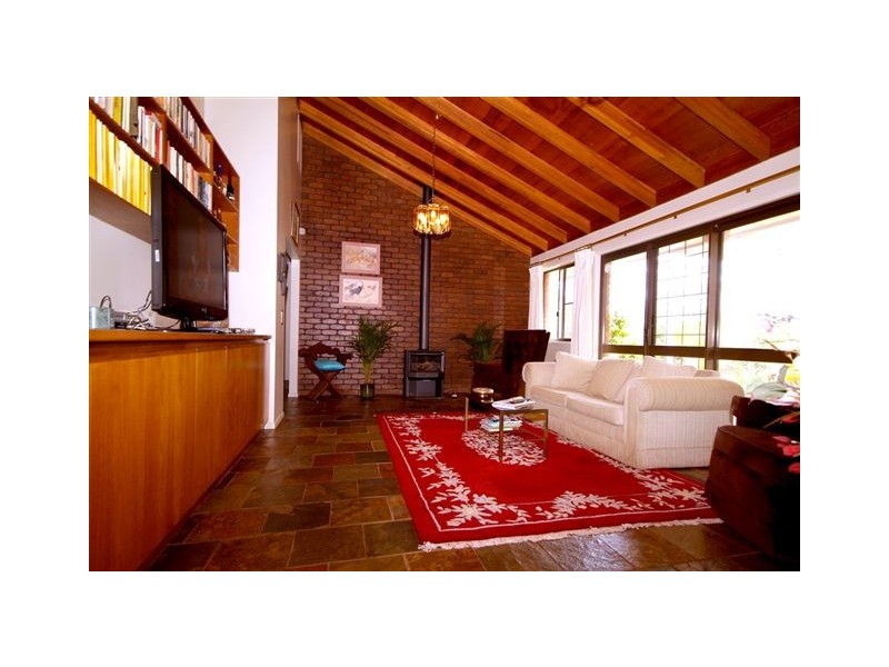 7 Golf Course Drive, Middle Ridge QLD 4350