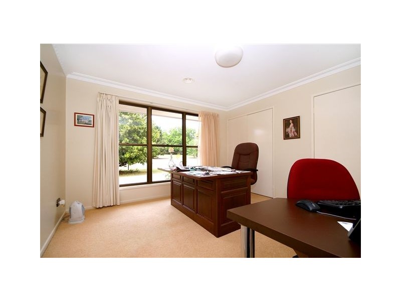 7 Golf Course Drive, Middle Ridge QLD 4350