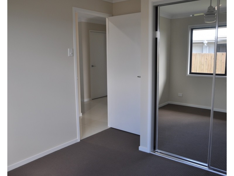 16 Mia Street, Wyreema QLD 4352