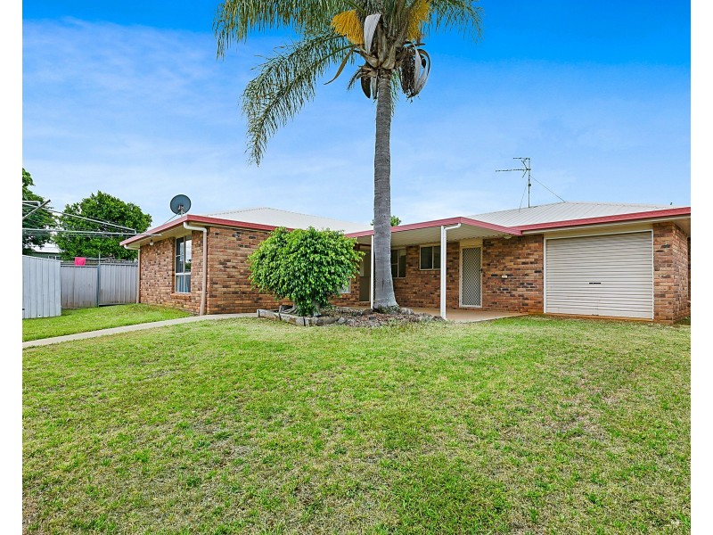 15 Evergreen Court, Glenvale QLD 4350