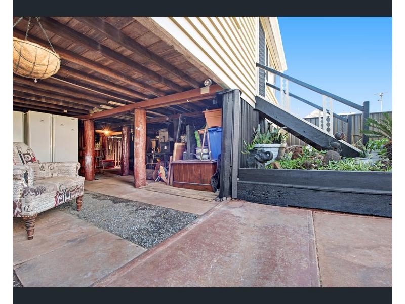 1 Kelfield Street, North Toowoomba QLD 4350