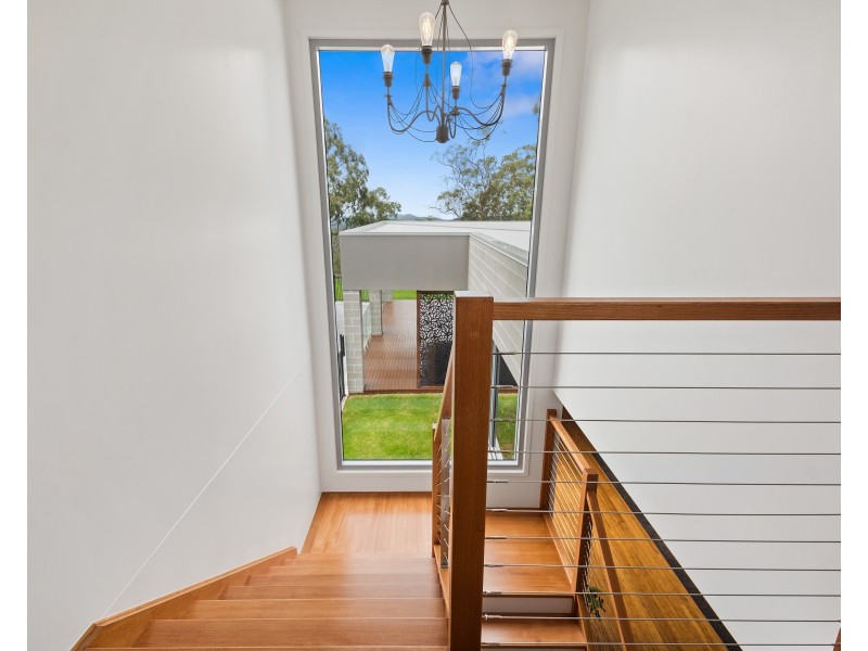 6 Oak Hill Place, Preston QLD 4352