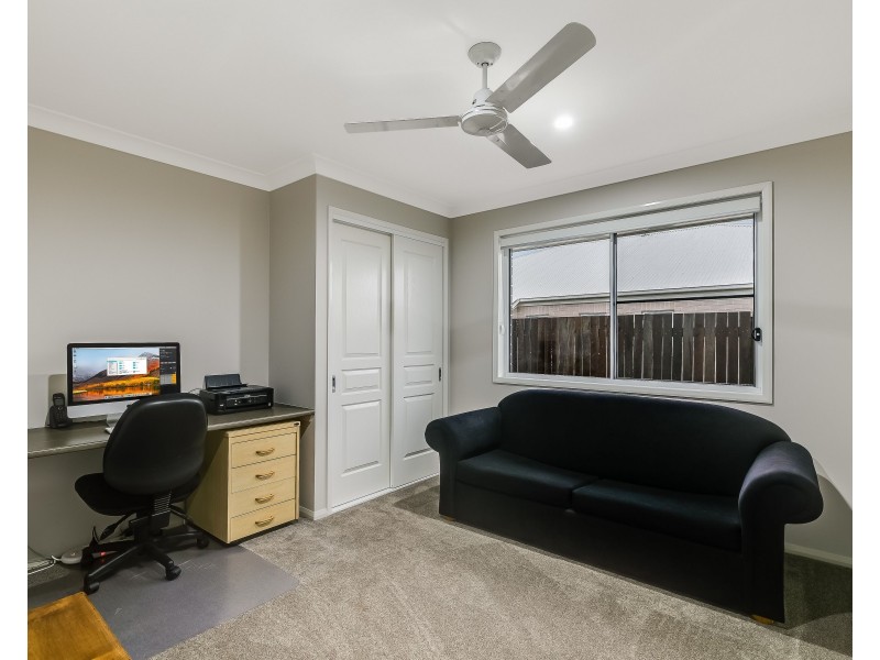 53 Entabeni Drive, Kearneys Spring QLD 4350