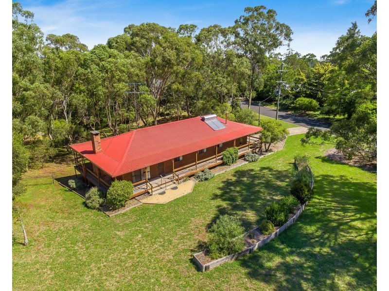 12 Dippel Street, Middle Ridge QLD 4350